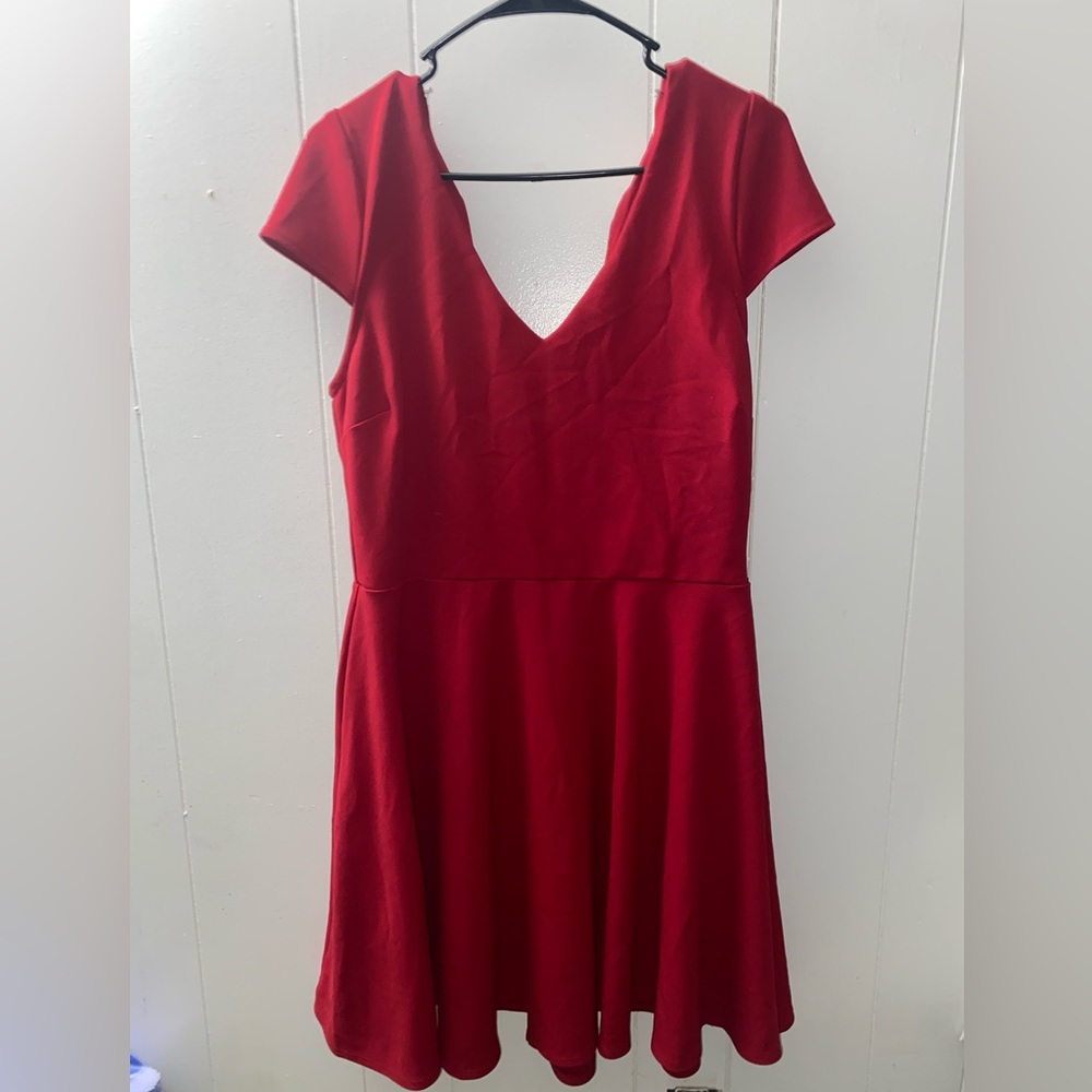 B. DarlinMacy’s Homecoming/ Prom Red A-Line Dress